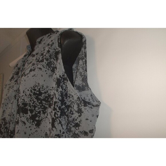 Millau Multi - Color Gray Black Print Sheer Sleeveless Blouse Size Small S - Picture 3 of 7